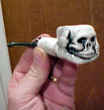 Skull & Claw Pipe