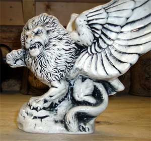 The Winged Lion Bong